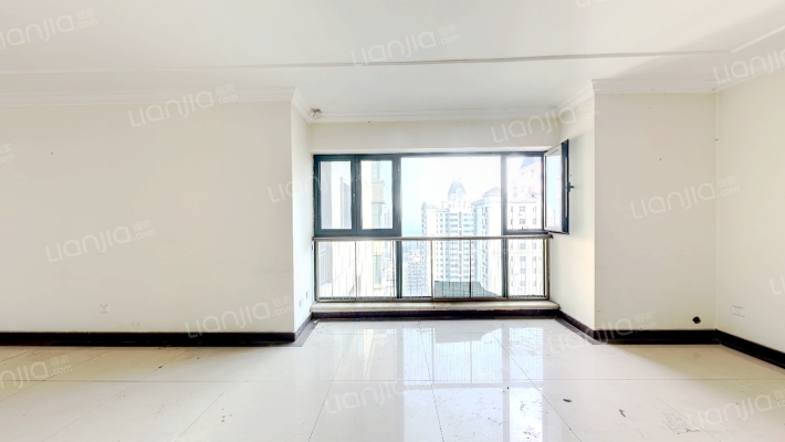 恒大绿洲（三期五期）二手房实景图