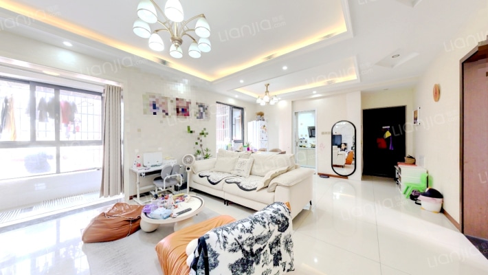 威兰德小镇二手房实景图