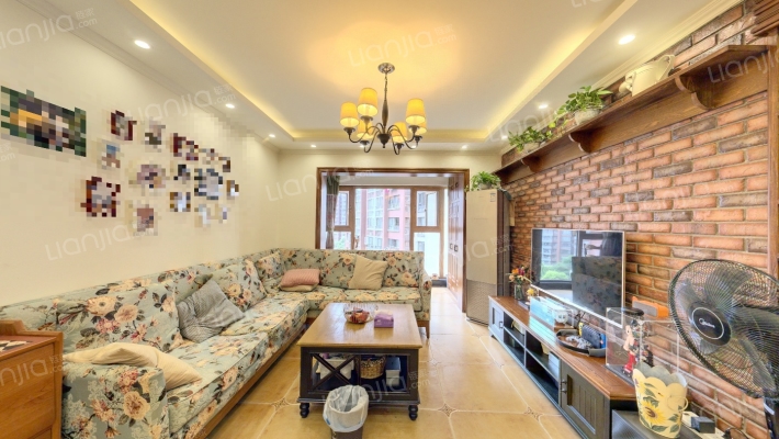 光华碧邻二手房实景图