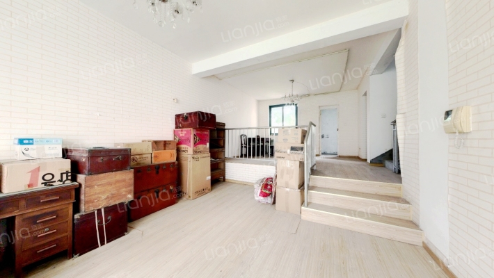 盈湖三岛(别墅)二手房实景图