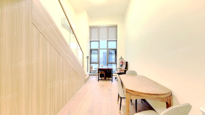 世茂金融街茂悦中心二手房实景图