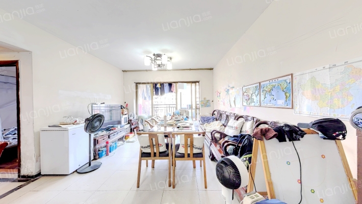 美林湖畔花园二手房实景图