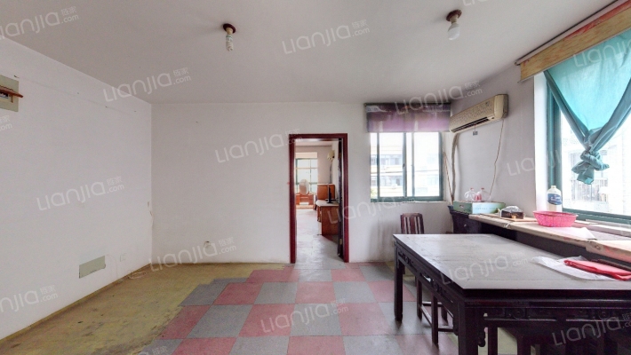 梁湖家园西区二手房实景图