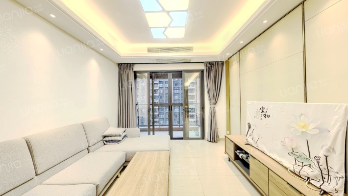 泷景五期二手房实景图