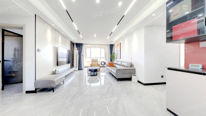 荣威紫郡二手房实景图