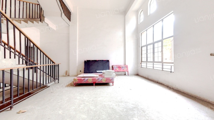 银河湾花园二手房实景图