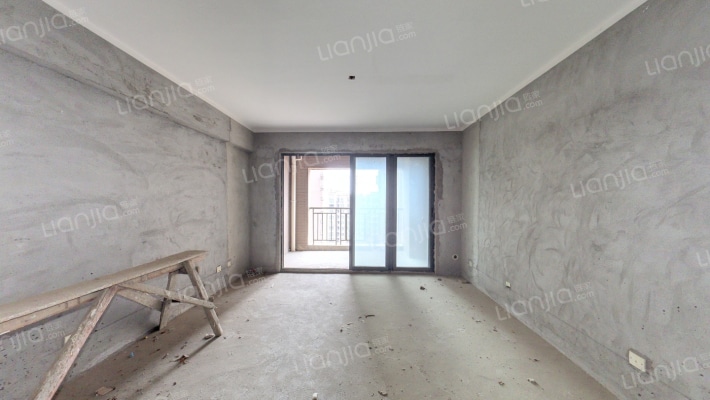 山水誉峰二手房实景图