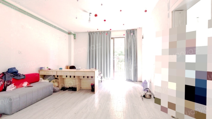 东湖华庭二手房实景图