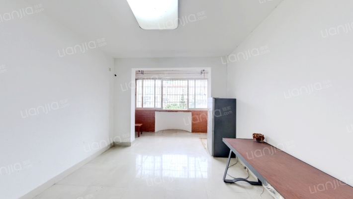 银桦新村二手房实景图