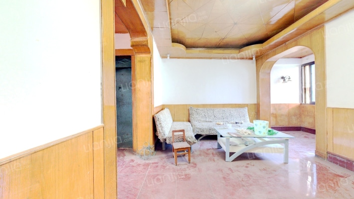 贵钢团坡桥小区二手房实景图