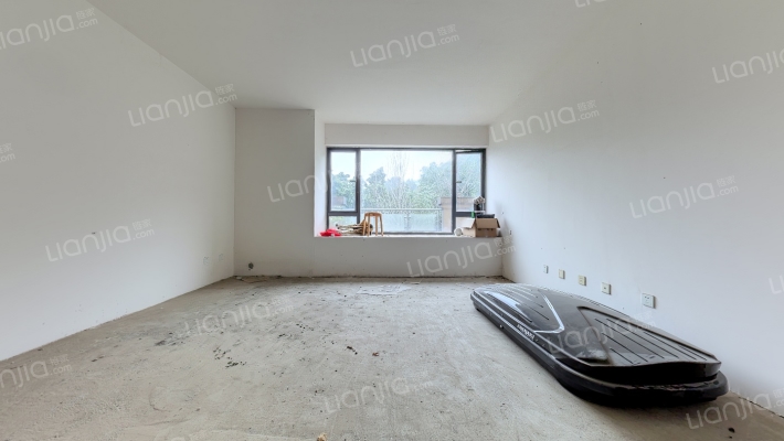 昂世半山观邸二手房实景图