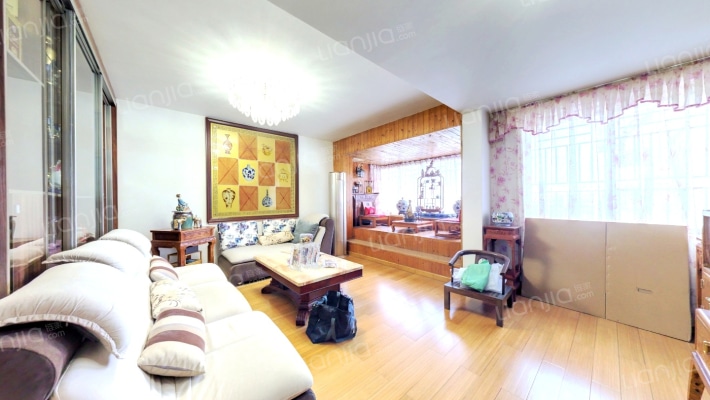 比华利山庄二手房实景图