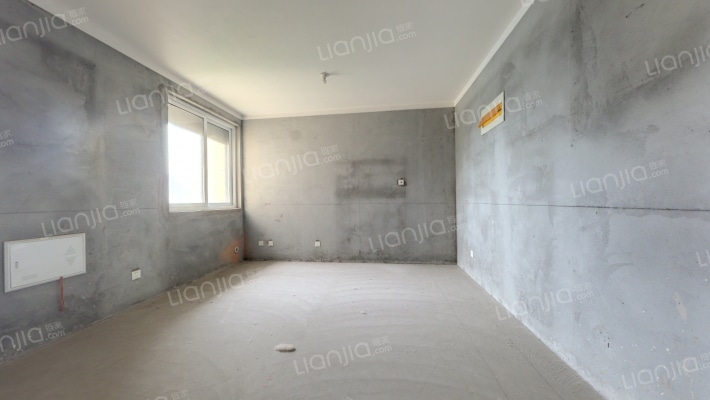 大新嘉苑二手房实景图