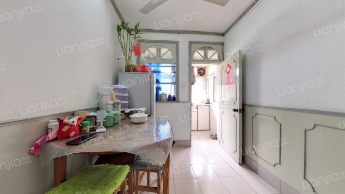 小河路二手房实景图