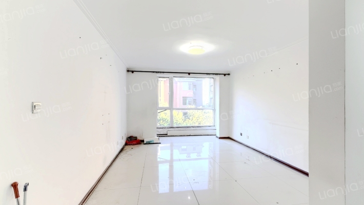 水晶城一期二手房实景图