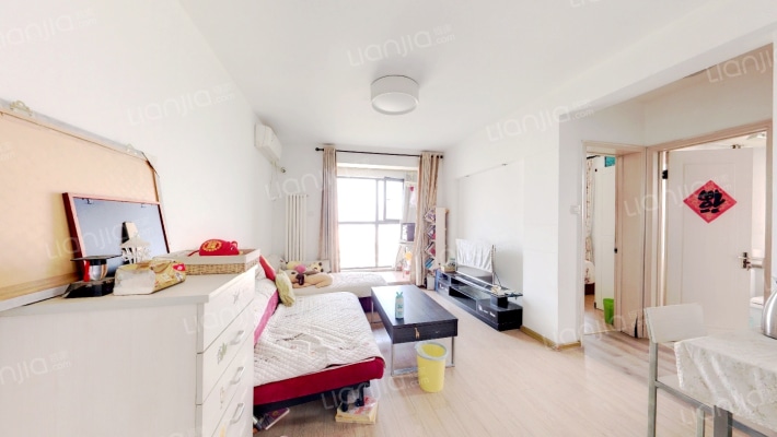 宝翠花都探景园二手房实景图