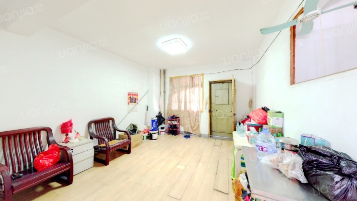 光明桥商贸城小区二手房实景图