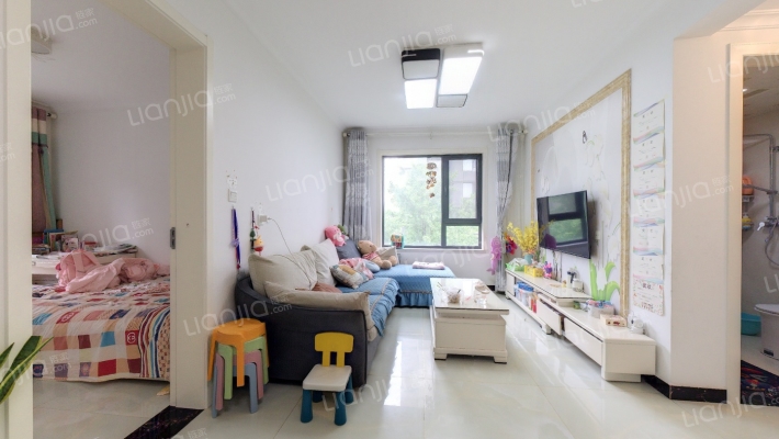 永威枫香庭西院二手房实景图