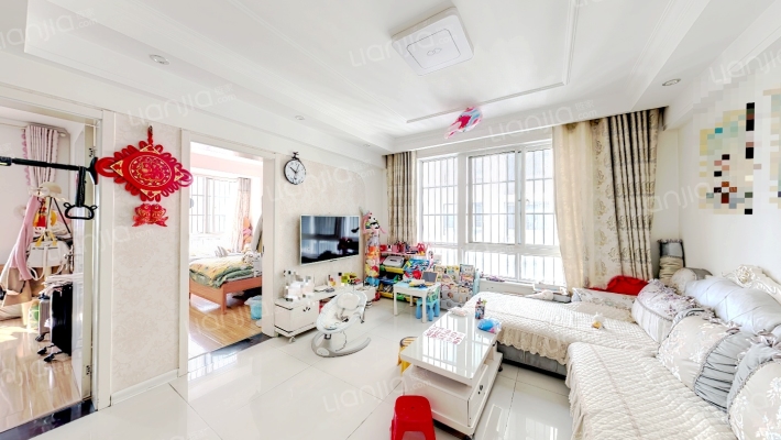 华冶天然居二手房实景图