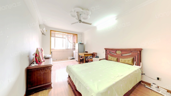 控江路2108号二手房实景图