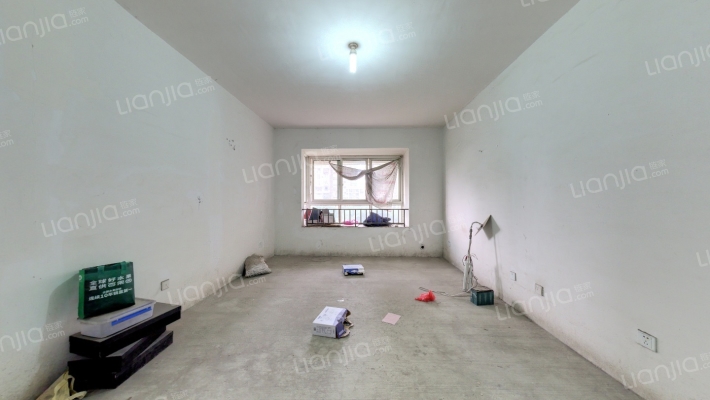 兴想花园二手房实景图