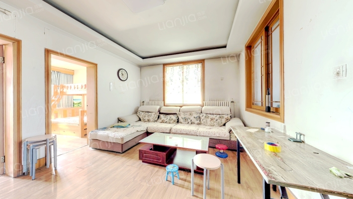 七里堡社区东区二手房实景图