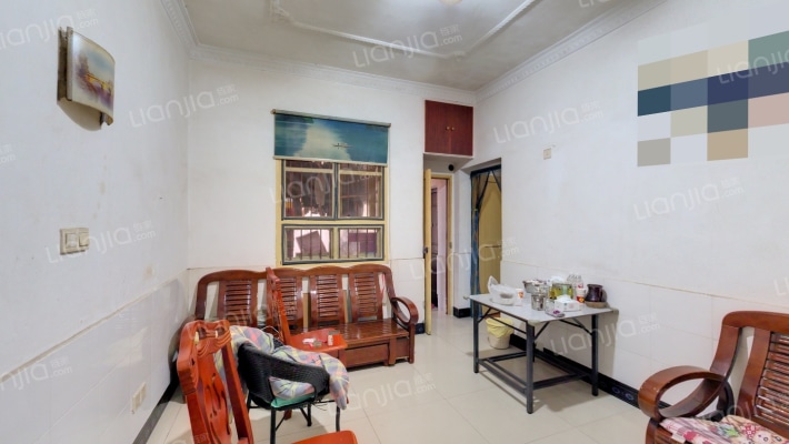 电材小区二手房实景图