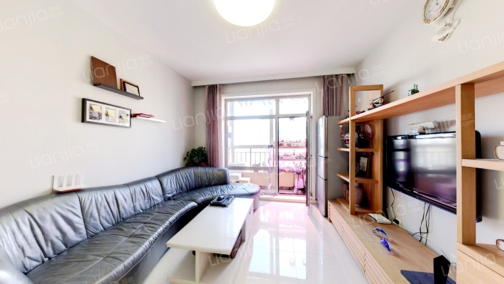 北欧假日二手房实景图