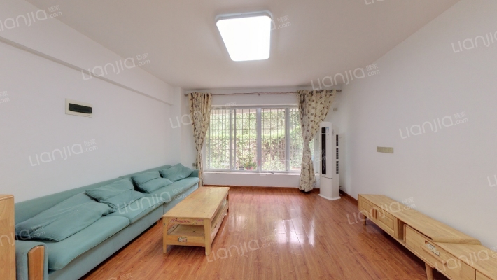 艺术中心综合楼二手房实景图