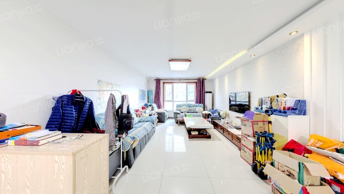 泊爱蓝岛二手房实景图