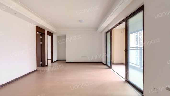 万科彩云湖二手房实景图