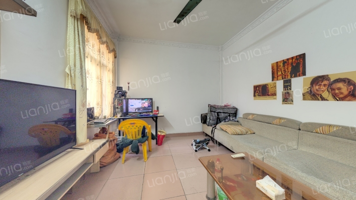 新拓花园二手房实景图