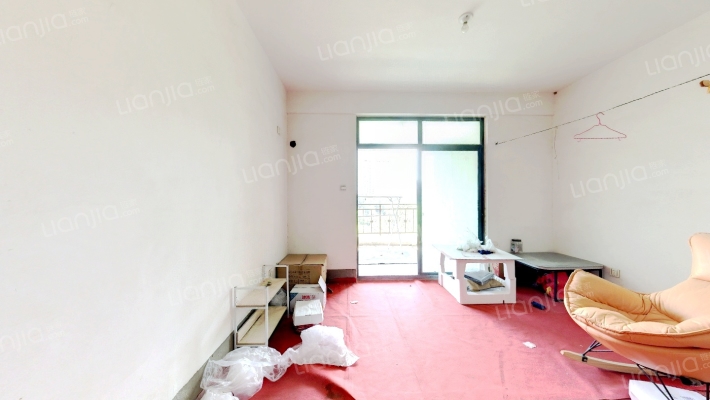 龙泊圣地二手房实景图