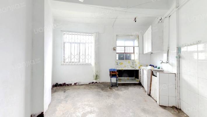 华贸大楼二手房实景图