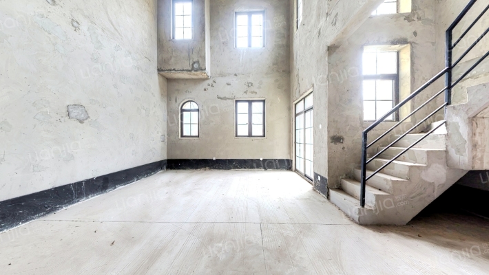 隆鑫上邦山居岁月二手房实景图