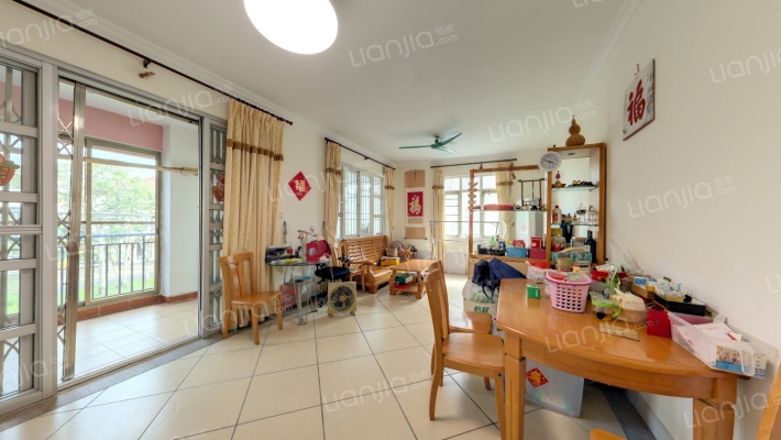 东方夏湾拿二手房实景图