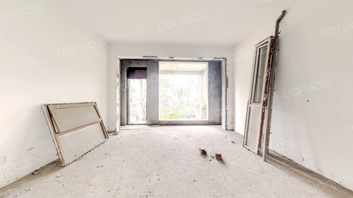 英伦半岛二手房实景图