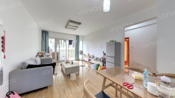 富诗特二手房实景图