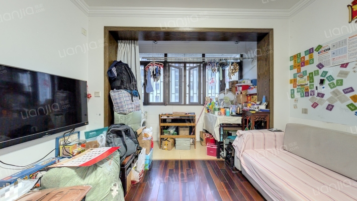 高东新村二手房实景图