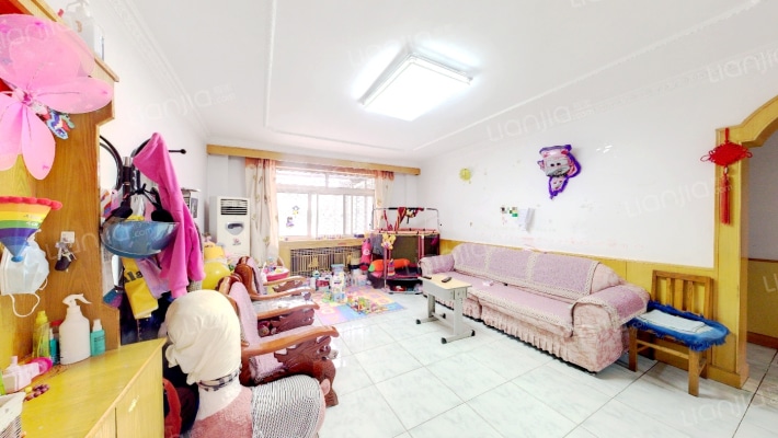 金苑新村东区二手房实景图