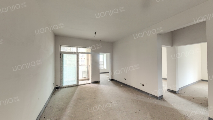 南河丽景D区二手房实景图