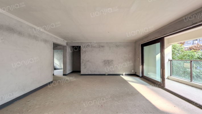 绿地听江左岸二手房实景图