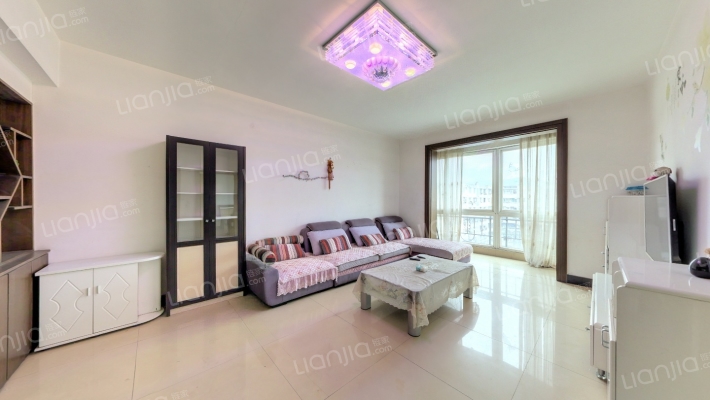 龙躍公寓二手房实景图