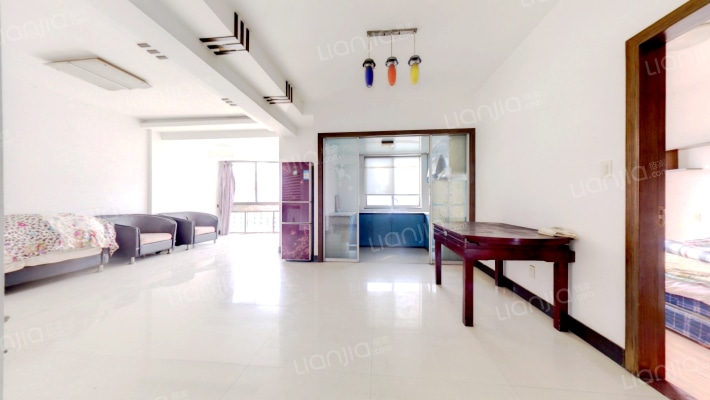 阳光公寓二手房实景图