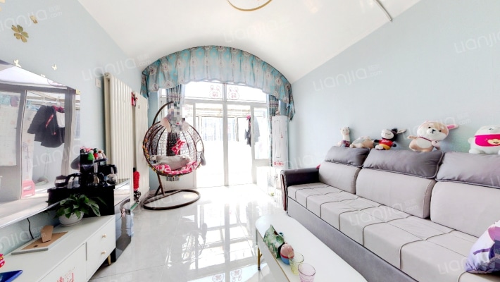 八一小区二手房实景图