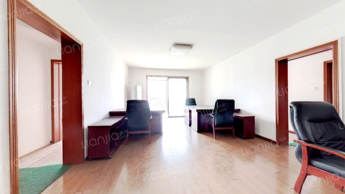 圣大国际二手房实景图