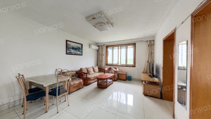 和平秀苑二手房实景图