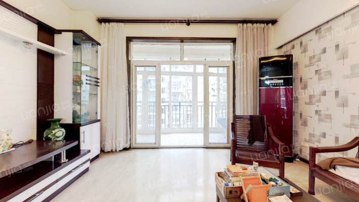 星海蓝天二手房实景图