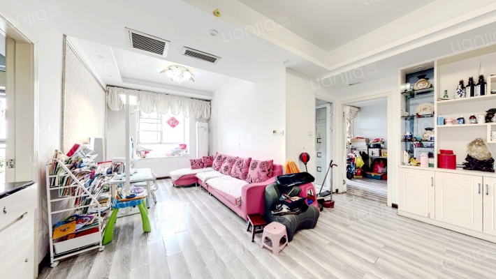 奥山世纪城CC尚品二手房实景图