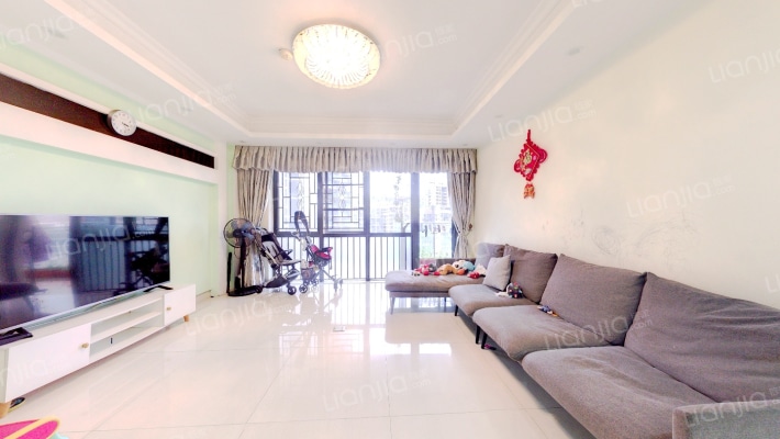 莱蒙水榭春天三期二手房实景图